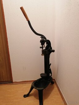 páková špuntovačka na víno - 3