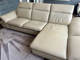 Kožená sedačka s elektrickým výsuvem - 3