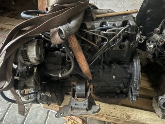 Motor jeep grand cherokee 3,1td 103kw - 3