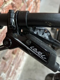 Dětské elektrokolo SPECIALIZED - 3