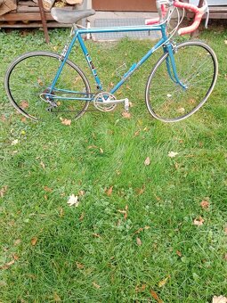 Silniční kolo Favorit - 3