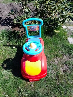 Autíčko odrážedlo - 3