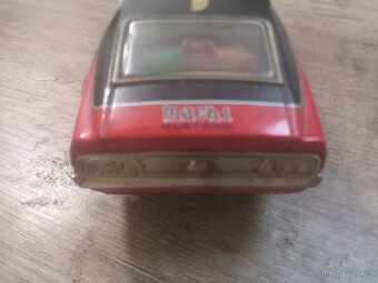 Plechové autíčko mustang - 3