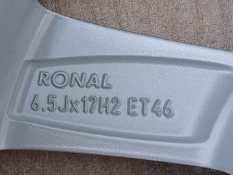 Pěkná nová orig alu Škoda Octavia 4, Nevis 17" - 3
