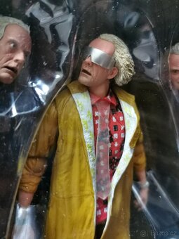 Figurka NECA Ultimate Doc Brown Back to the Future 2 - 3
