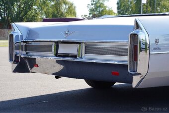 1965 Cadillac Deville Convertible - 3