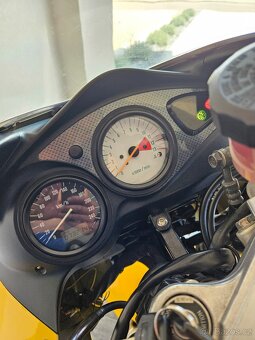 Suzuki SV650S - 3