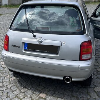 Nissan Micra K11 hatchback - 3
