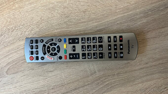 LED TV Panasonic TX-40DS400E (101 cm) - 3