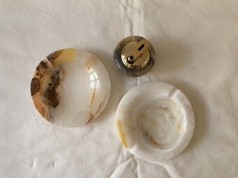 Mramorové popelníky a zapalovač - 3