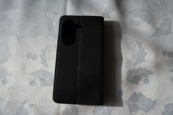 Pouzro na Asus Zenfone 10 - 3