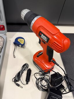 NÁŘADÍ: kufřík s nářadím + aku šroubovák a vrtačka - 3