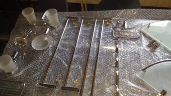 Koupelnové doplňky - 3