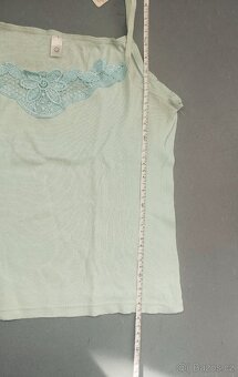 Mintové tílko s krajkou - 3