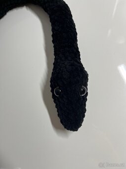 Háčkovaný had - 3