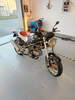 Ducati Monster 600 - 3