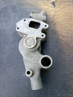 Držák vodní pumpy škoda - 3