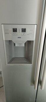 Americká lednice LG - 3