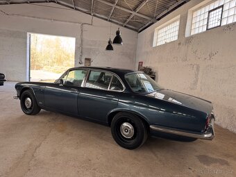 Jaguar XJ6 1. Serie 4.2 manuál - 3