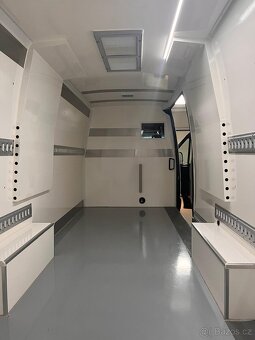 MB Sprinter 319, 3l, 6V , 69 878 km. - 3