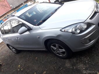 Hyundai i30 combi 1.4 2009 - 3