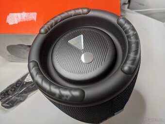 Bezdrátový reproduktor JBL XTREME 3 černý - 3