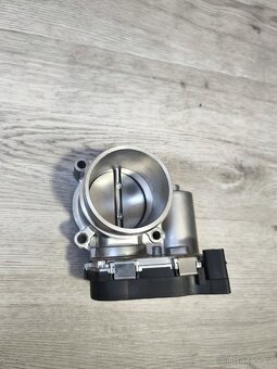 Hrdlo škrtící klapky FEBI Bilstein 100993. - 3