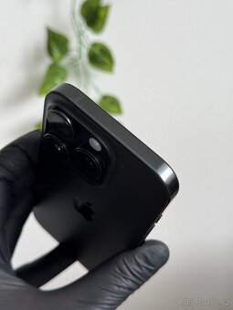 iPhone 16 Pro 128GB eSIM černý - 3