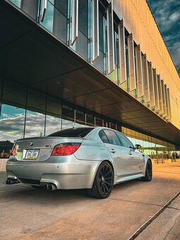 BMW M5 E60 V10 (2006) - 3