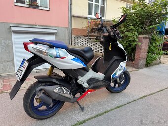 Aprilia SR50 2006 - 3