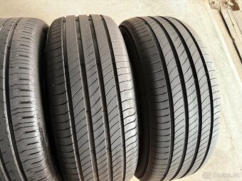 prodám letní pneumatiky 235/55/18 Michelin a Continental - 3