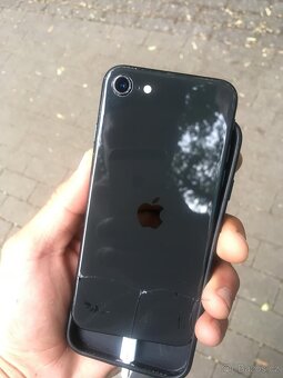 iPhone SE 2020 64GB Black - 3
