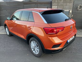 VW T-Roc. 1.6 TDI, 85 kW, 2 majitel, krásný stav - 3