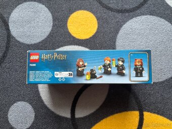 LEGO Harry Potter 76386 Bradavice: omyl s Mnoholičným lektva - 3