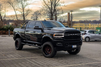 DODGE RAM 2500 Crew Cab 6.7 Cummins Diesel - 3