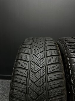 Sada pneu Pirelli 205/60/16 96H - 3
