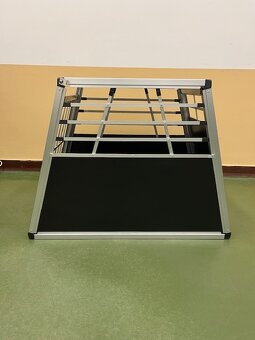 Klec pro psa do auta - 3