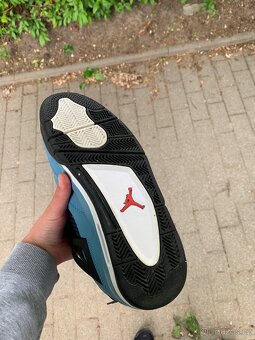 Air Jordan 4 Travis Scott - 3