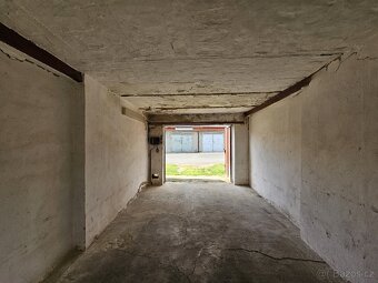 Řadová garáž na prodej – Čížkovice - 3