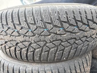 Nokian 205/60R16 - 3