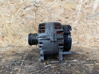 ALTERNÁTOR 03L903023A 140A 14V - 3