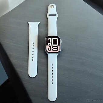 Apple Watch 10 42 LTE (cellular) stříbrnné - 3