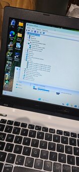 Krásný notebook ASUS I5 SSD WIN 11 - 3