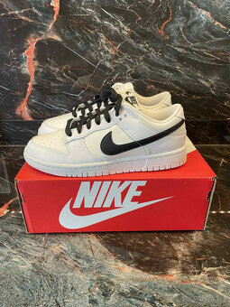 Nike Dunk Low Reverse Panda - 3