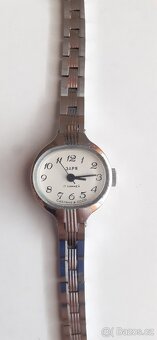 Staré natahovací hodninky CCCP - 3APЯ - 3