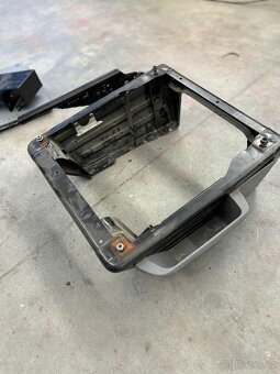 Konzole Transporter T5 - 3
