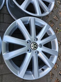 ALU kola disky VW ori Passat B6 B7 5x112 R17 ET47 7,5J - 3