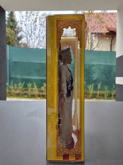 Panenka Mattel Queen Elizabeth II. - 3