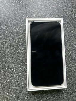 iPhone XR, 64 GB - 3