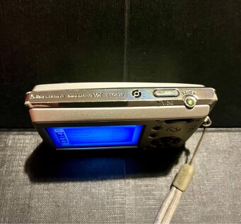 Sony CyberShot DSC-T33 – 5 Mpx, 3× optický zoom, CCD snímač - 3